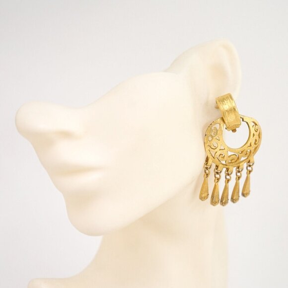 CHANEL CC Logos Fringe Hoop Clip-On Earrings Gold Tone 95P Auth - Picture 1 of 5